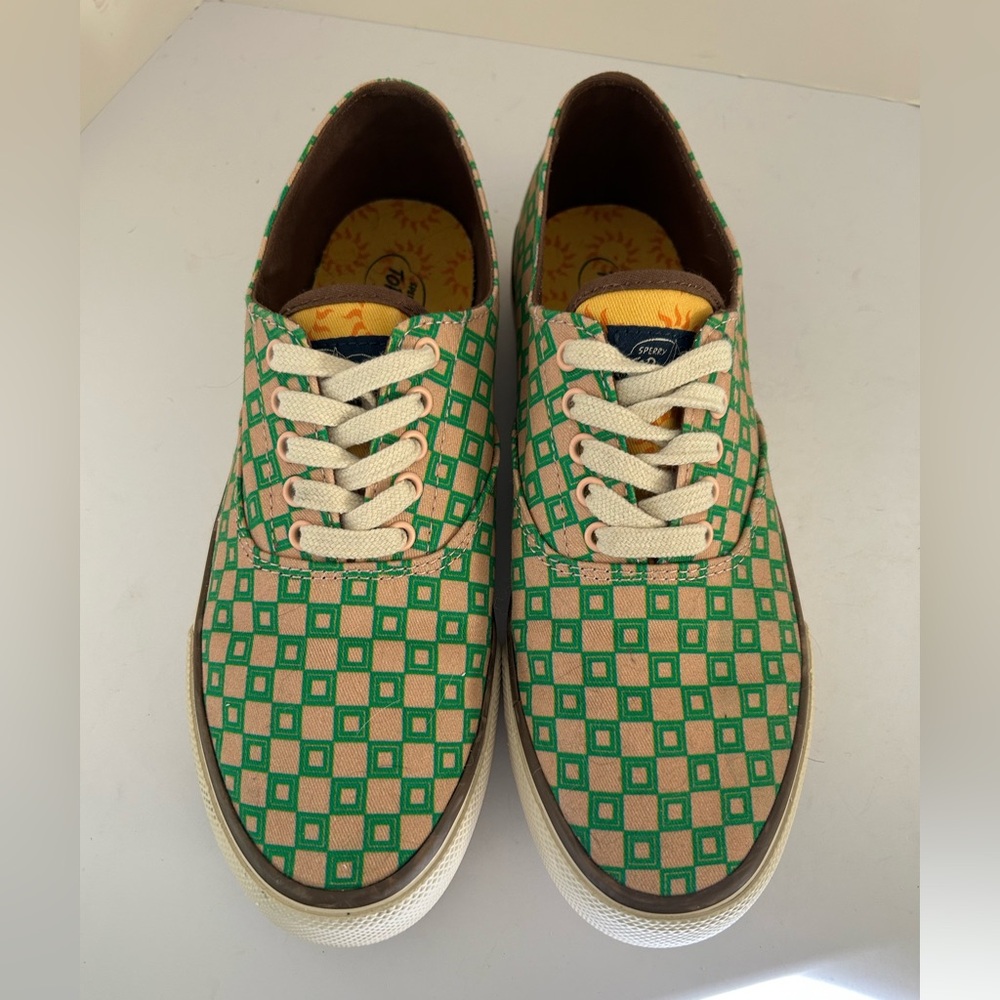 Sperry Unisex Cloud CVO Checkered Print Sneakers STS25236 Green/Peach. W9